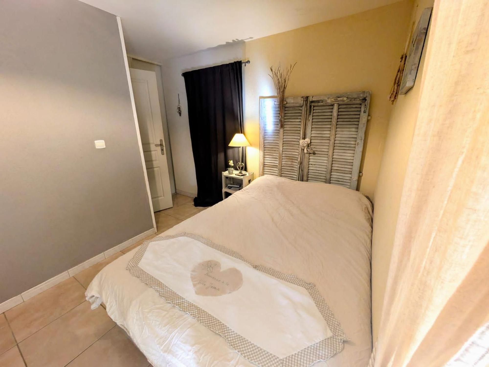 La Villa Jasmin Montauroux Habitación foto